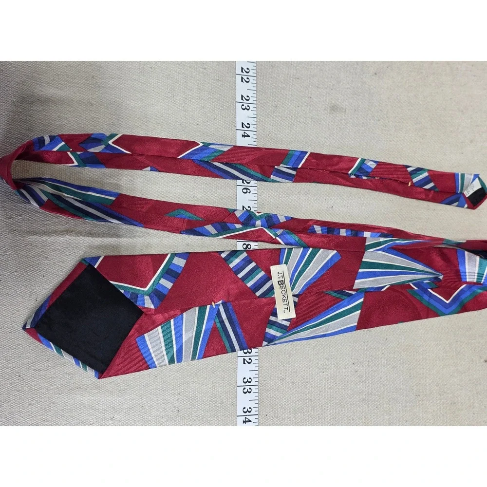 JT Beckett Mens Silk Tie Red Blue Green Geometric Abstract Striped Vintage 59